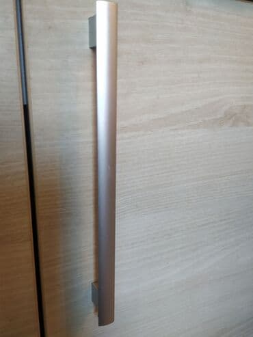 ручки на кухонную мебель: Мебельные ручки. Для шкафчиков Состояние 9/10 В наличии 21 штука. 25,4 — 4