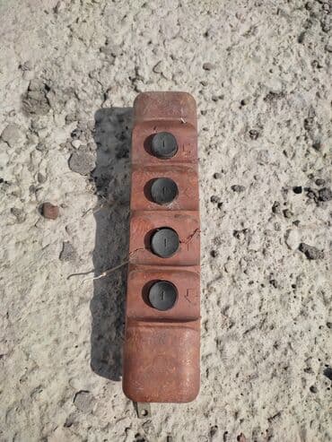 От тельфера пульт, кнопки.
Не дорого