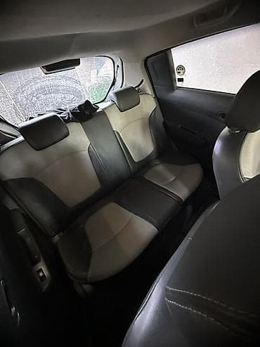 mini cooper: Chevrolet Spark: 2012 г., Автомат, Бензин, Хэтчбэк — 6