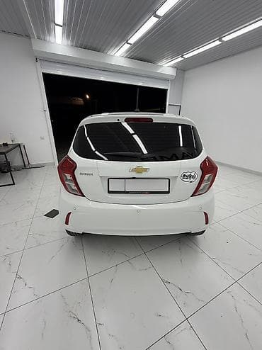 Продажа авто: Chevrolet Spark: 2019 г., 1 л, Автомат, Бензин, Хэтчбэк — 3