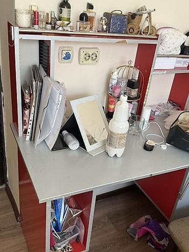 usb микроскоп: Компьютерный стол, С полками — 1