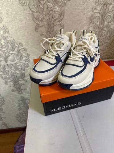 Прокат одежды: 37р1100отдам новая — 2