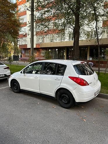 нексия 2006: Nissan Versa: 2006 г., 1.7 л, Механика, Бензин, Хэтчбэк — 3