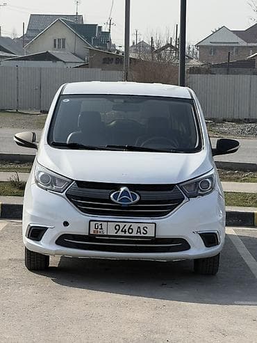 Changan Auchan A600 EV: 2021 г., Автомат, Электромобиль, Минивэн