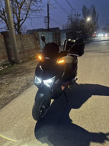 Скутеры: Макси-скутер Yamaha, 180 куб. см, Бензин, Б/у — 3