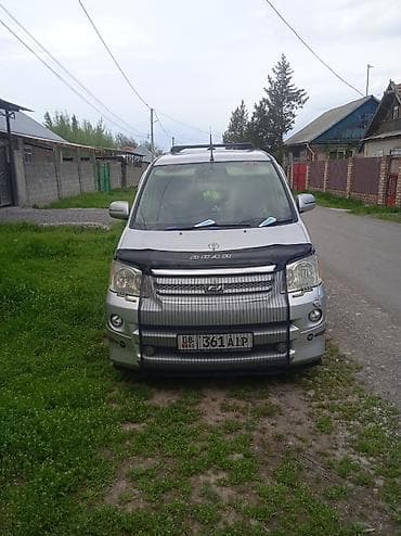 прадо 200: Toyota Noah: 2005 г., 0.2 л, Автомат, Бензин, Минивэн — 3