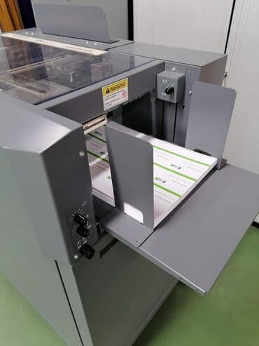 оборудование для типографии: Duplo DC-615 Бумагорезательная +биговальная машина. Тип самонаклада — 5