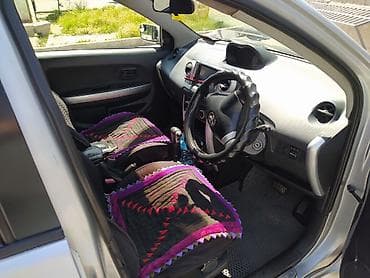 тайота истеп: Toyota Ist: 2002 г., 1.5 л, Автомат, Бензин, Хетчбек — 8