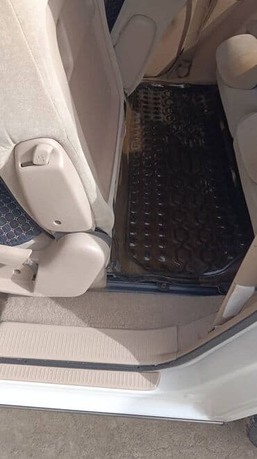 авто объявлений: Toyota Gaia: 2001 г., 0.2 л, Автомат, Бензиновая, Минивэн — 4