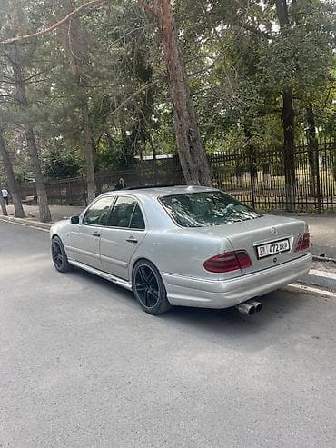 210 mers: Mercedes-Benz E-Class: 1997 г., 3.2 л, Механика, Бензин, Седан — 5