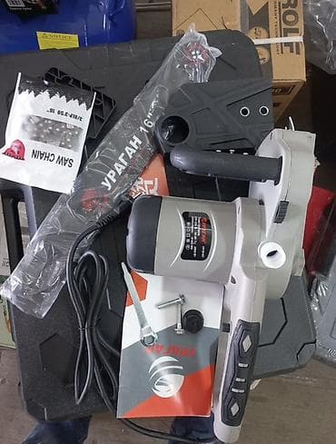 Цепная электропила Новый, От электросети, Ураган, 2000 Вт at lalafo.kg Цепная электропила Новый, От электросети, Ураган, 2000 Вт