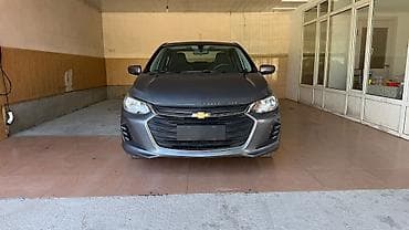 Chevrolet Onix: 2020 г., 1 л, Автомат, Бензин, Седан — 2