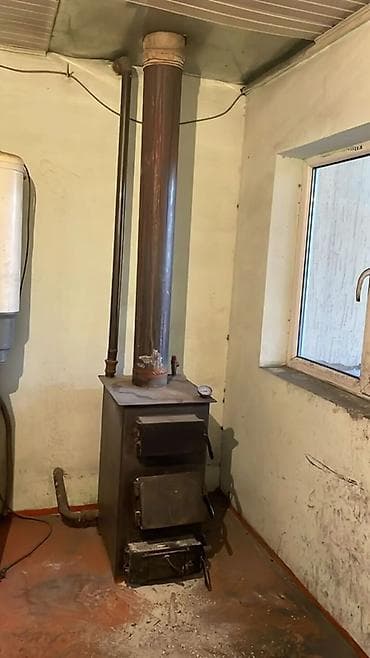 Үйлөр: 90 м², 4 бөлмө, Жылытылган — 10
