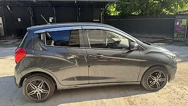 спарк 2017: Chevrolet Spark: 2017 г., 1 л, Вариатор, Бензин, Хэтчбэк — 5
