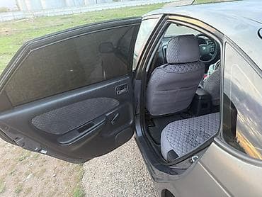 тайота ипсум 2002: Toyota Avensis: 2002 г., 1.8 л, Автомат, Бензин, Лифтбек — 10