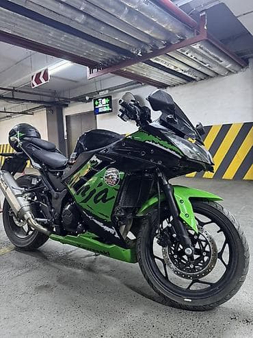 Спортбайк Kawasaki, 400 куб. см, Бензин, Б/у