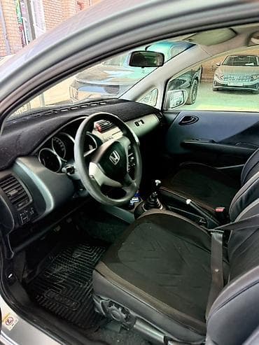 подножка лексус: Honda Jazz: 2003 г., 1.5 л, Механика, Бензин, Хэтчбэк — 3