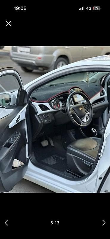 shevralet spark: Chevrolet Spark: 2016 г., 1 л, Автомат, Бензин, Хэтчбэк — 3