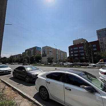 57: 3 комнаты, 61 м², Дордой Плаза ТРЦ 106 серия, 7 этаж, Требуется ремонт — 2