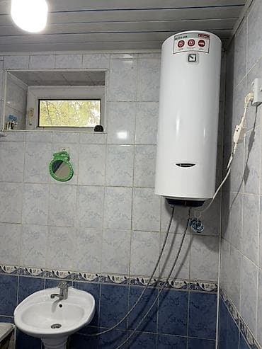 Кыймылсыз мүлк: 180 м², 6 бөлмө, Унаа токтотуучу жай, Забор, тосулган — 4