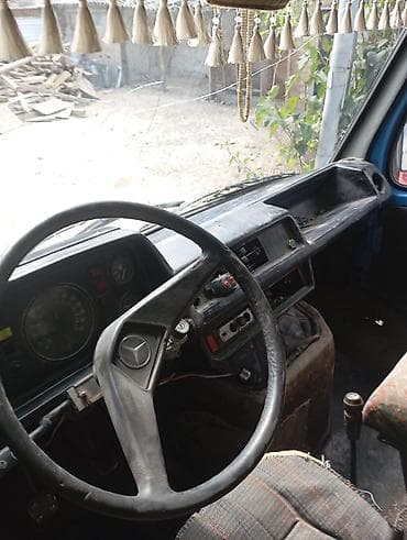 221 mercedes: Mercedes-Benz T1: 1987 г., 2.9 л, Механика, Дизель, Фургон — 4