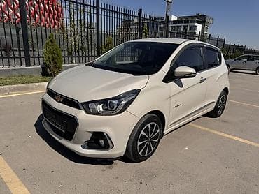 Chevrolet Spark: 2016 г., 1 л, Автомат, Бензин, Хэтчбэк — 2