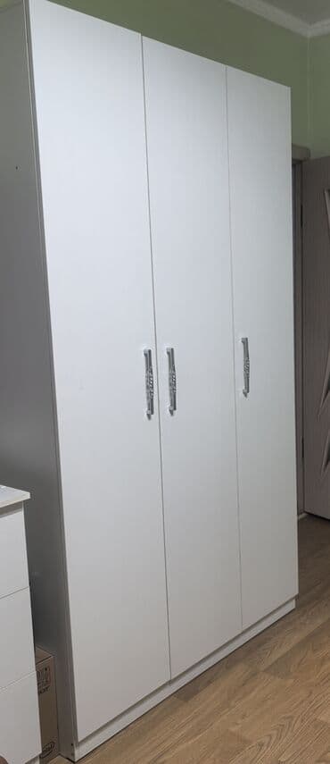 продаю двухспальная кровать: Продаю шикарный спальный гарнитур белого цвета который украсит любую — 7