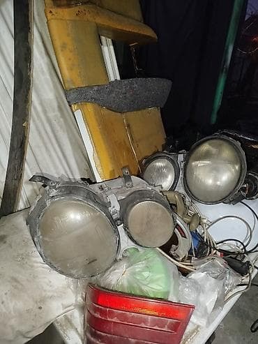 Комплект передних фар Mercedes-Benz