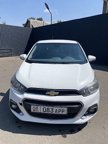 Chevrolet Spark: 2017 г., 1 л, Вариатор, Бензин, Хэтчбэк — 2