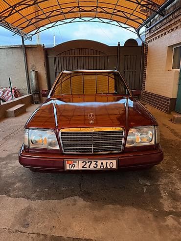авто на 300000: Mercedes-Benz W124: 1994 г., 2 л, Механика, Бензин, Седан — 3