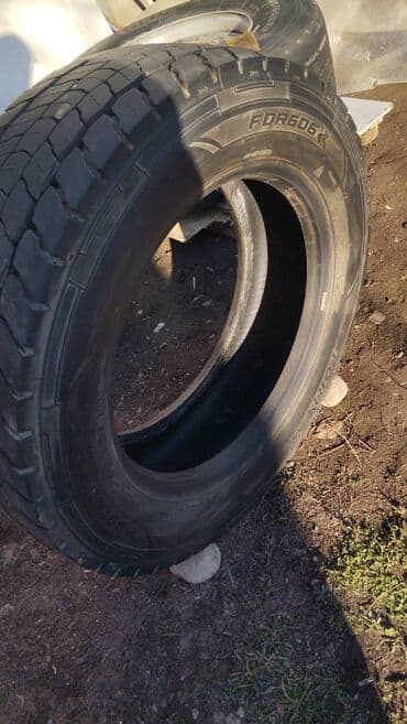 lt 45: Комплект грузовых шин для задней оси (ведущая/универсальная дорожная — 7