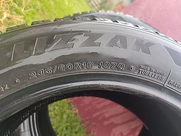 2 8: Шины 235 / 60 / R 18, Зима, Внедорожные (АТ/МТ), Япония, Bridgestone — 2