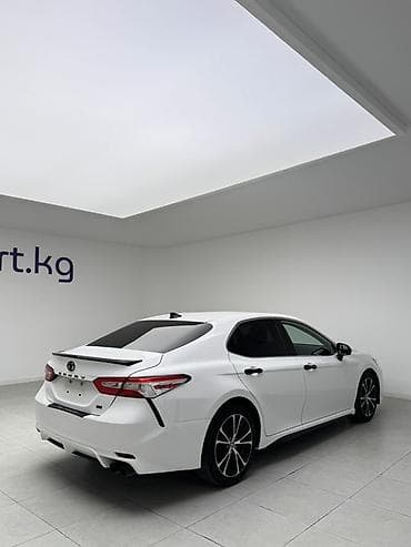 тае: Toyota Camry: 2020 г., 2.5 л, Автомат, Бензин, Седан — 4