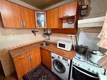 3 комнаты, 58 м², 4 мкр 104 серия, 2 этаж, Косметический ремонт