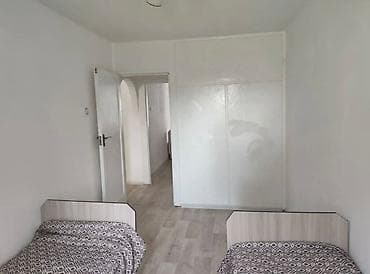 Недвижимость: 3 комнаты, 58 м², 104 серия, 4 мкр 104 серия, 4 этаж, Косметический ремонт — 4