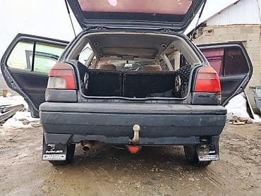 lada priora: Volkswagen Golf: 1992 г., 1.8 л, Механика, Бензин, Хэтчбэк — 9