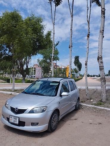 Mazda Demio: 2003 г., 1.3 л, Механика, Бензин, Хэтчбэк — 3
