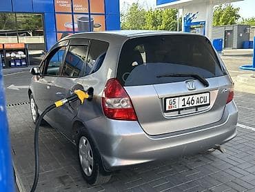 fit 3: Honda Fit: 2003 г., 1.5 л, Автомат, Бензин, Хэтчбэк — 3