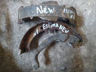 успокоитель тормозных колодок: Toyota Estima колодка ручника, Тойота Эстима колодка ручника с 2000 — 1