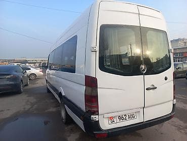 вагон будка: Mercedes-Benz Sprinter (длиннобазный, высокий крыша) – пассажирский — 4