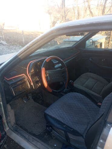 прора лада: Audi 100: 1990 г., Механика, Седан — 9