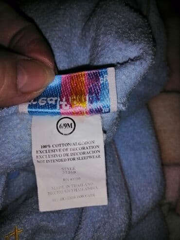 детский зимний комбез для новорождённых: Детские тёплые и на межсезонье комбезы б/у. Состояние хорошее. На — 30