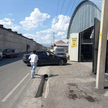 очен срочно: Сатам Дүкөн 230 кв. м, Жаңы ремонт, Видеокөзөмөлү менен, 1 кабат — 3