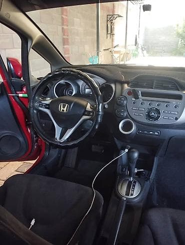 Honda Fit: 2009 г., Автомат, Бензин, Хетчбек