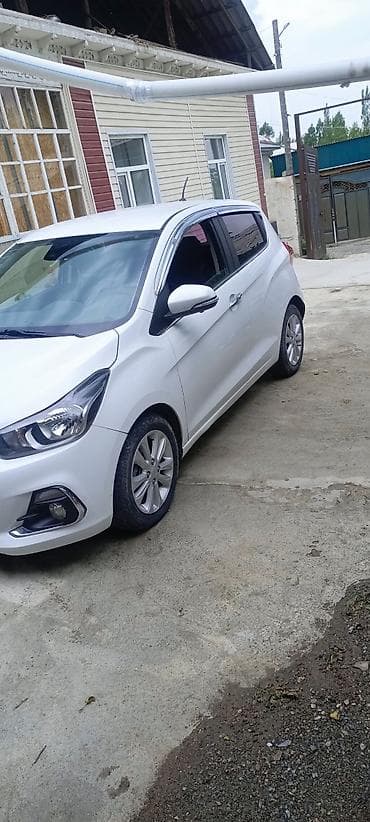 subaru legaci: Chevrolet Spark: 2016 г., Автомат, Бензин, Хэтчбэк — 3