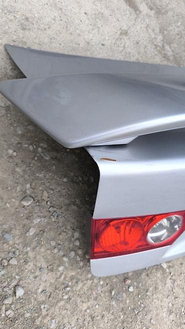 Автокосметика: Багажниктин капкагы Honda, Оригинал lalafo.kg да — 1 Автокосметика: Багажниктин капкагы Honda, Оригинал — 1