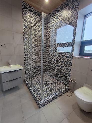 стеклобой: 🚿 Душевые перегородки из закаленного стекла 8 мм купить по низким — 4
