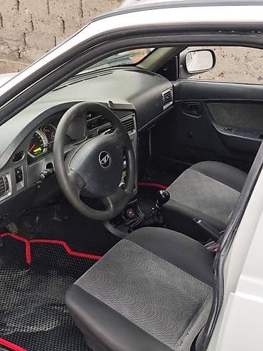 byd e3: Daewoo Nexia: 2012 г., 1.5 л, Механика, Бензин, Седан — 2