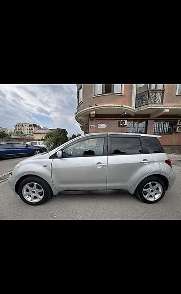 Унаа сатуу: Toyota Ist: 2002 г., 1.5 л, Автомат, Бензин, Хетчбек — 8