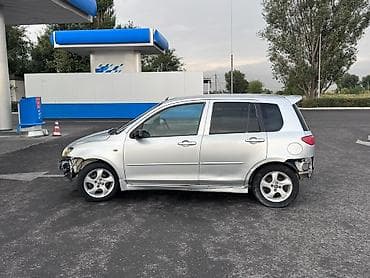 Mazda Demio: 2002 г., 1.5 л, Типтроник, Бензин, Хэтчбэк — 3